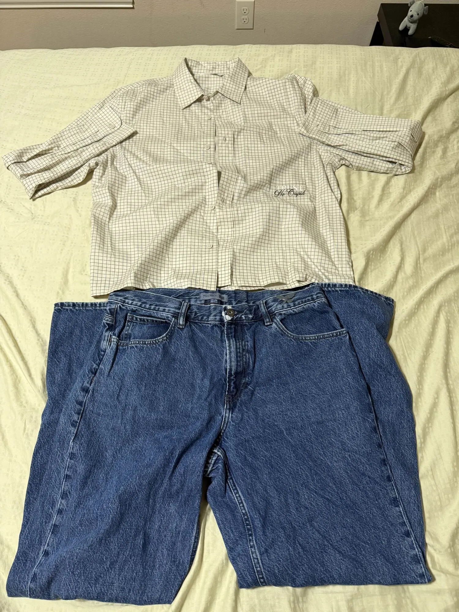 JW Anderson Denim, Zara Graphic Shirt, Met Museum Jacket, view 5